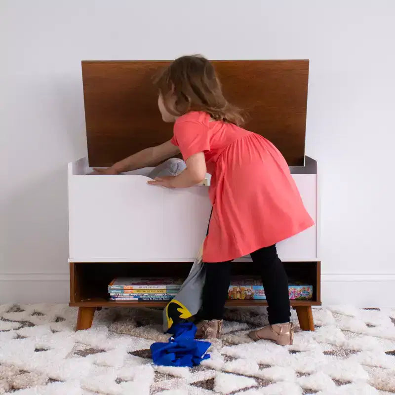Cofanetto portagiochi per bambini con coperchio ammortizzato e ripiano portaoggetti – Mid-Century Modern, Legno e Bianco