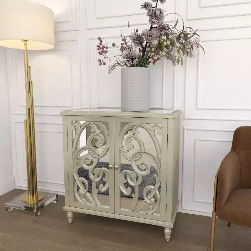 Mobiletto in legno a specchio e a fantasia Glam – Beige con dettagli dorati