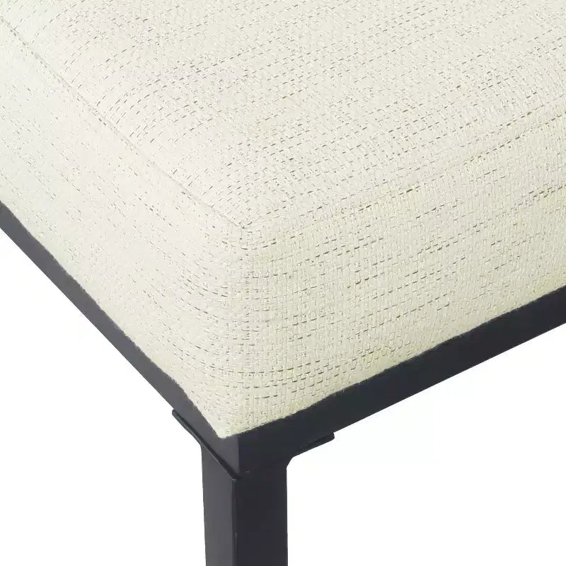 Panca capitonné in ecopelle con struttura in metallo nero opaco – Stile industriale moderno